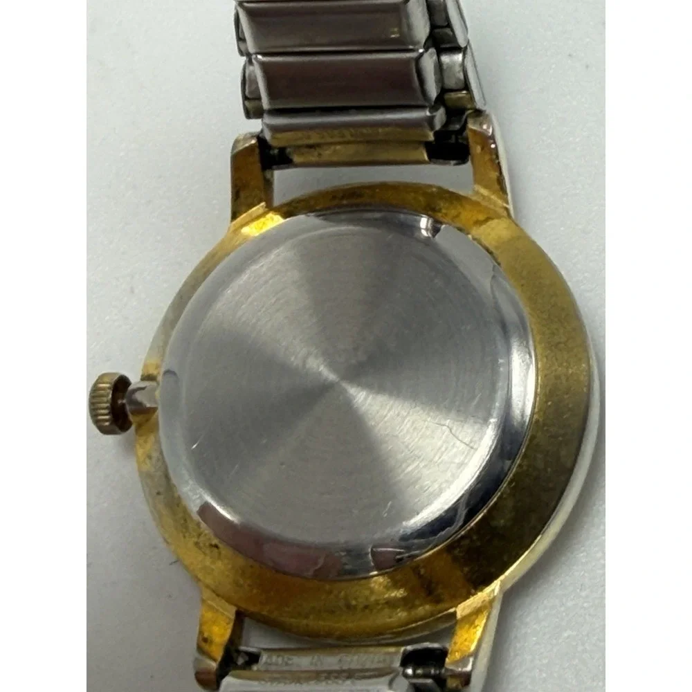 Xanadu‎ Abalone Ladies Watch New Battery 26MM 6